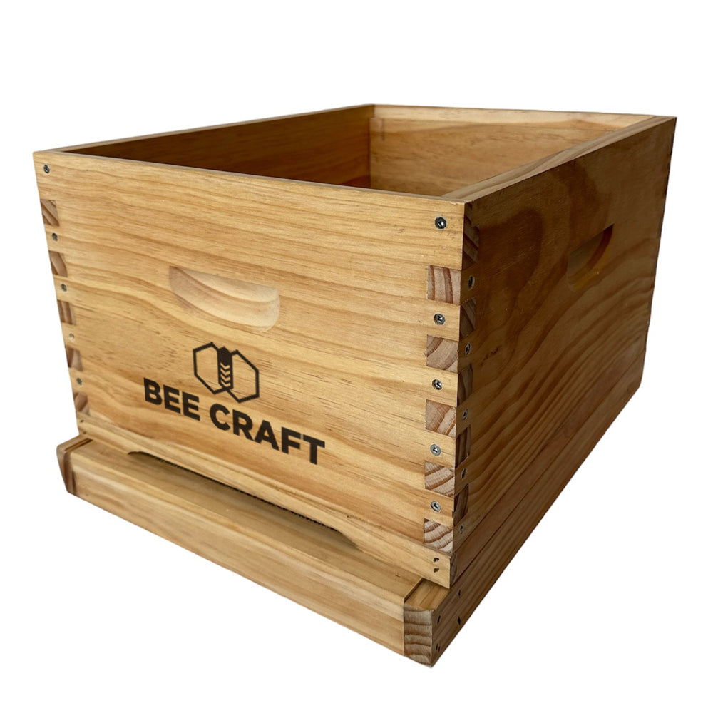 Beecraft Hobbyist Beekeeping Kit - Single box with gabled lid