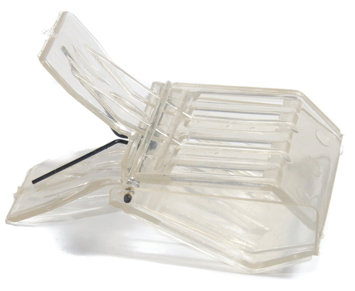 Queen Catcher Clip - Plastic