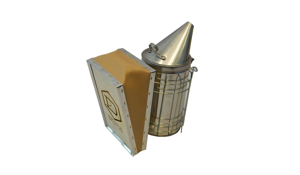 Dadant Smoker with Shield - 4"
