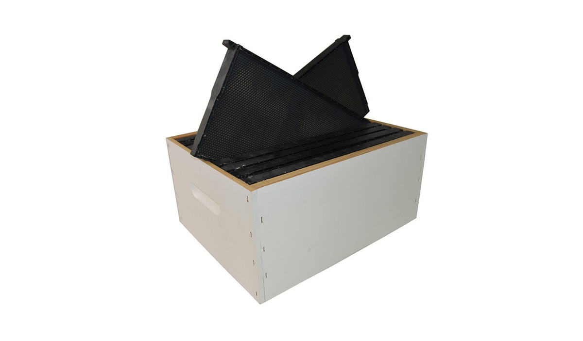 Ready-To-Go Super Full Depth Standard Plus - Waxed Plastic Frames