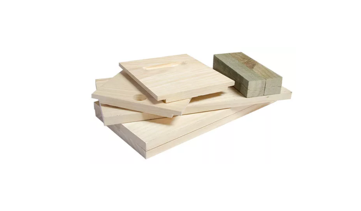 Flat Pack Nuc Box with Bearers and Base - 5 Frame