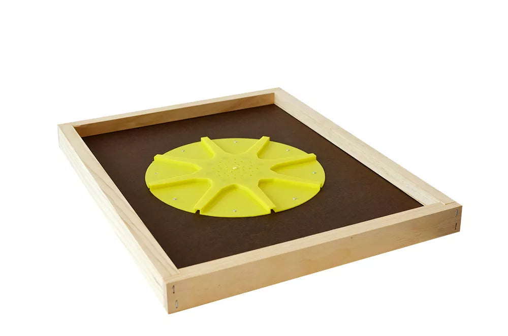 Bee Escape Board - 8 Way Round 40mm Rim