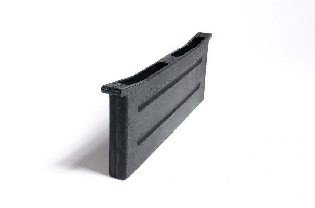 2L Plastic Feeder - 3/4 Depth