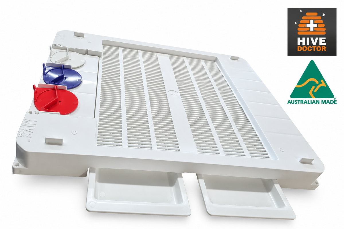 Hive Doctor White SMART BOTTOM BOARD with TRIPLE ENTRANCE DISCS & 2 TRAYS - 8F